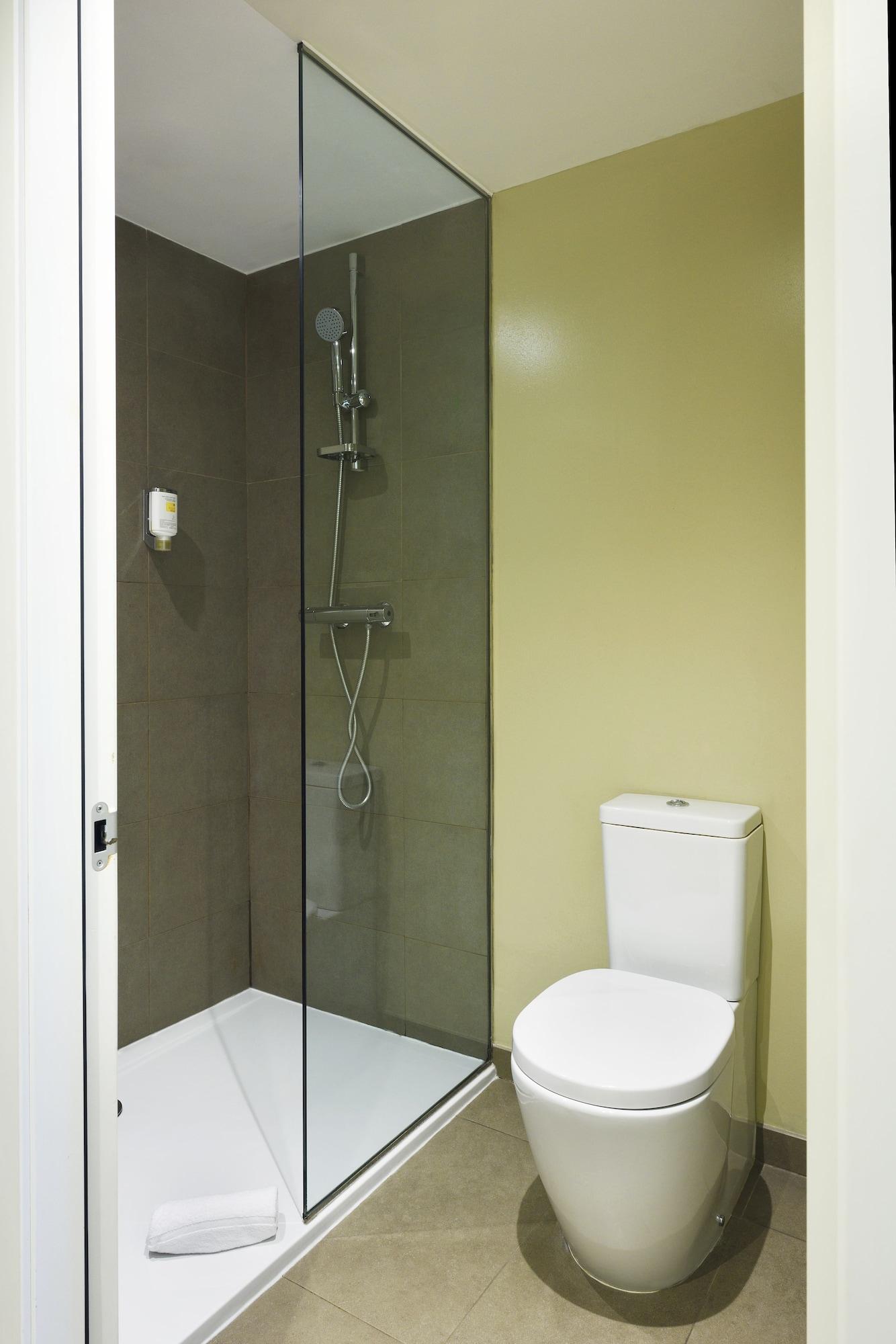 Grums & Hotel Barcelona